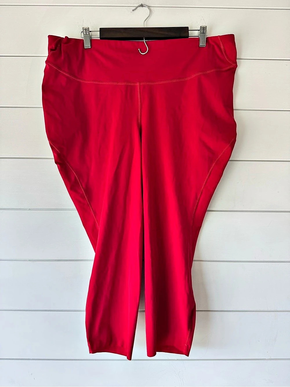 lululemon Athletic Leggings in Red Size 20